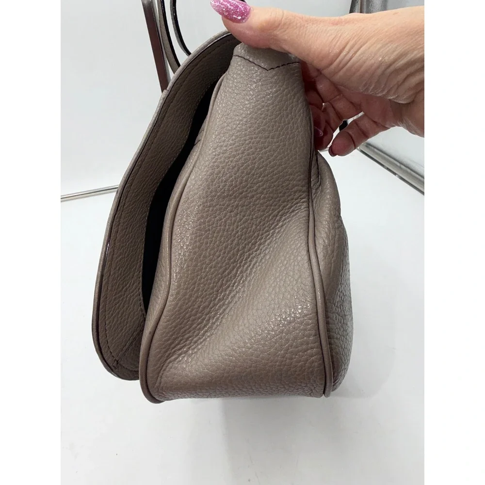 Marc Jacobs Empire City Messenger Taupe Pebbled Leather Crossbody Bag M0013044